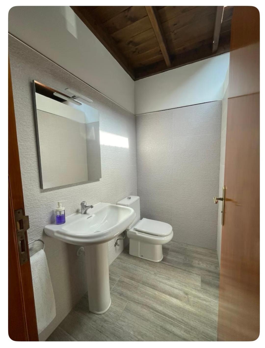 Casa De Huespedes Roca Apartament Playa Blanca (Lanzarote)